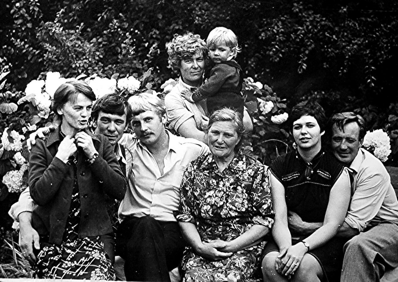 Po Onos atlaidų. 1988