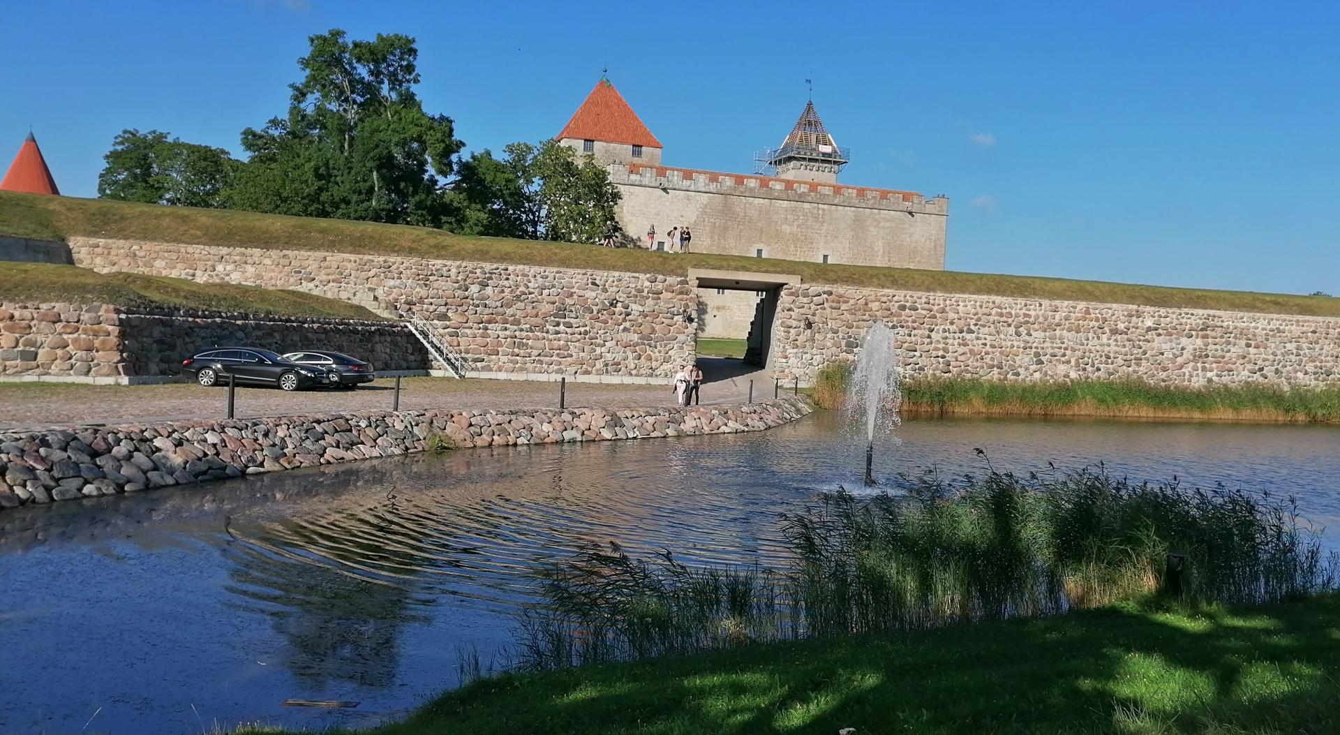Kuresarę pilis