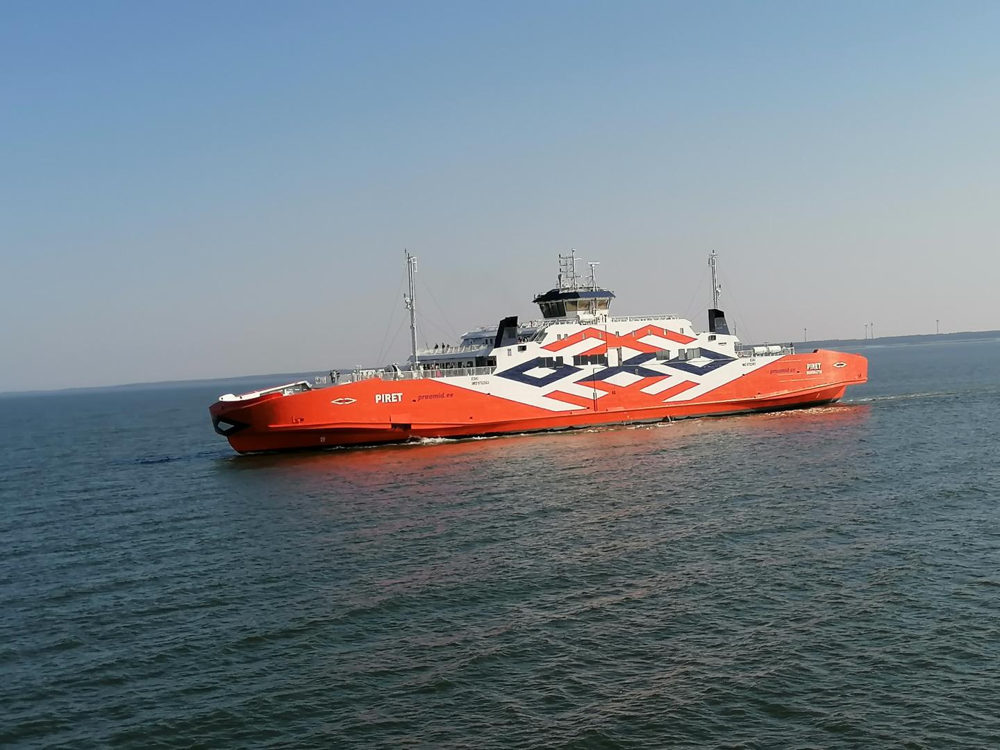Kelionė keltu į Hiumos salą – „gigantų žemę“, antrą pagal dydį Estijos archipelago salą