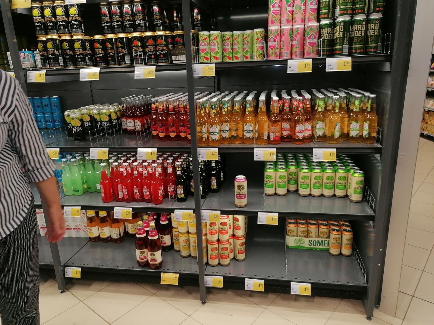 Pirkiniai lauktuvėm